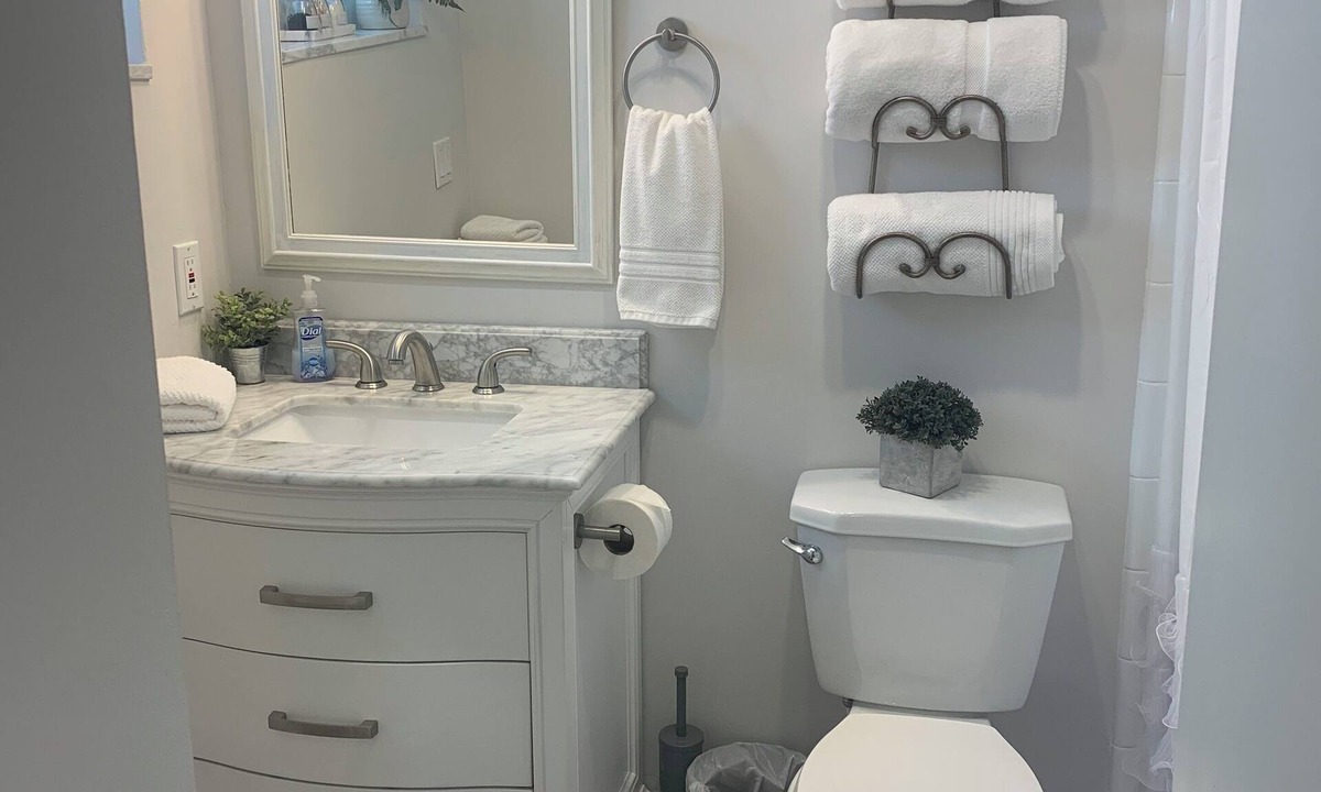 East Boca Raton Apartment | 1 Mile to Bch!, E. Boca Studio w/Private Entrance