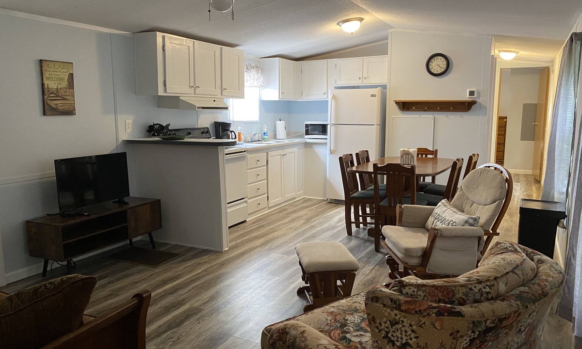 Spring City House | 2 bedroom home located near Watts Bar Lake