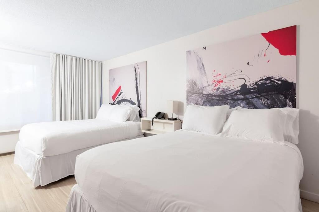 Kissimmee Hotel | 208 Entire Studio Kissimmee minutes to Disney