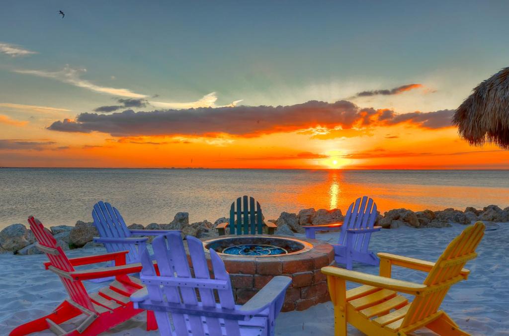 Rocky Point Apartment | 227-WIFI, New Paint, AMAZING Views, Close to BUCS stadium