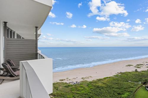 Singer Island Apartment | 2BR 2BA with ocean views in Luxury Resort Amrit