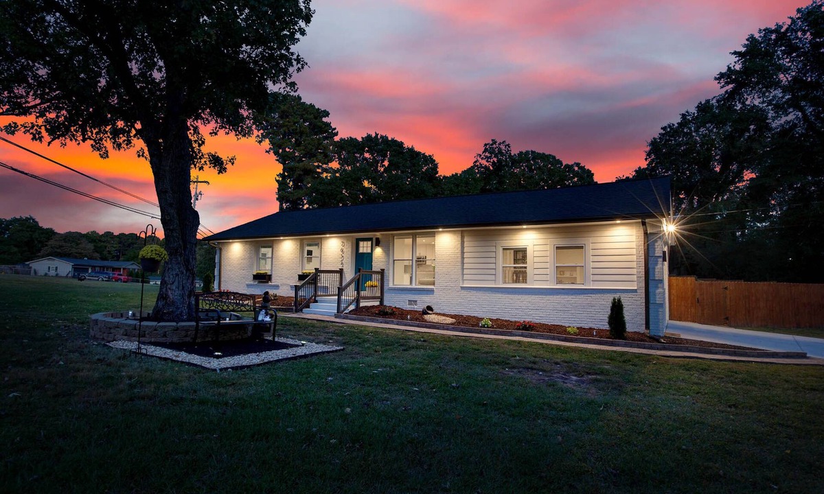 Smyrna House | 3-bedroom vacation home just 10 minutes from The Battery Atlanta