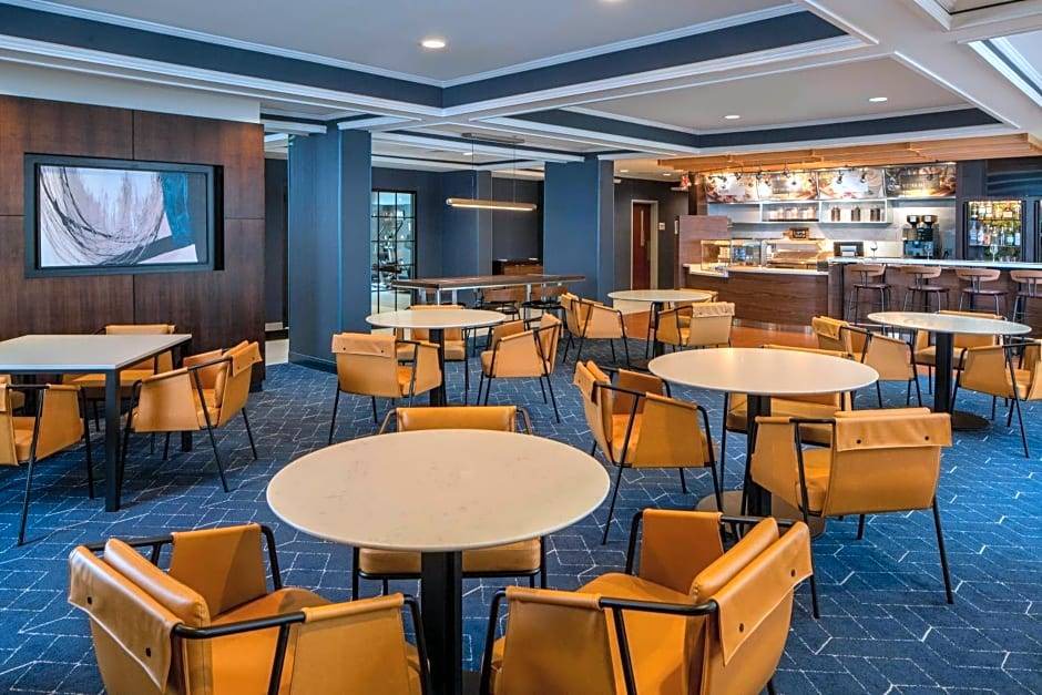 Covington Hotel | 3-Star Hotel ∙ Courtyard by Marriott Covington / Mandeville