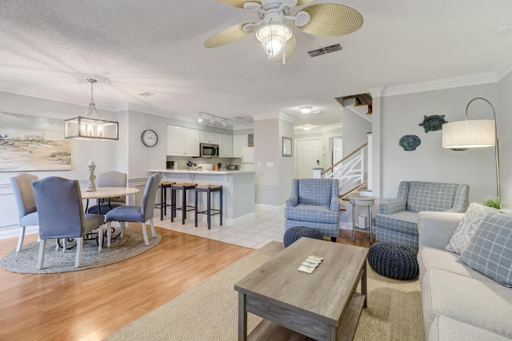 Amelia City Villa | 308 Sailmaker