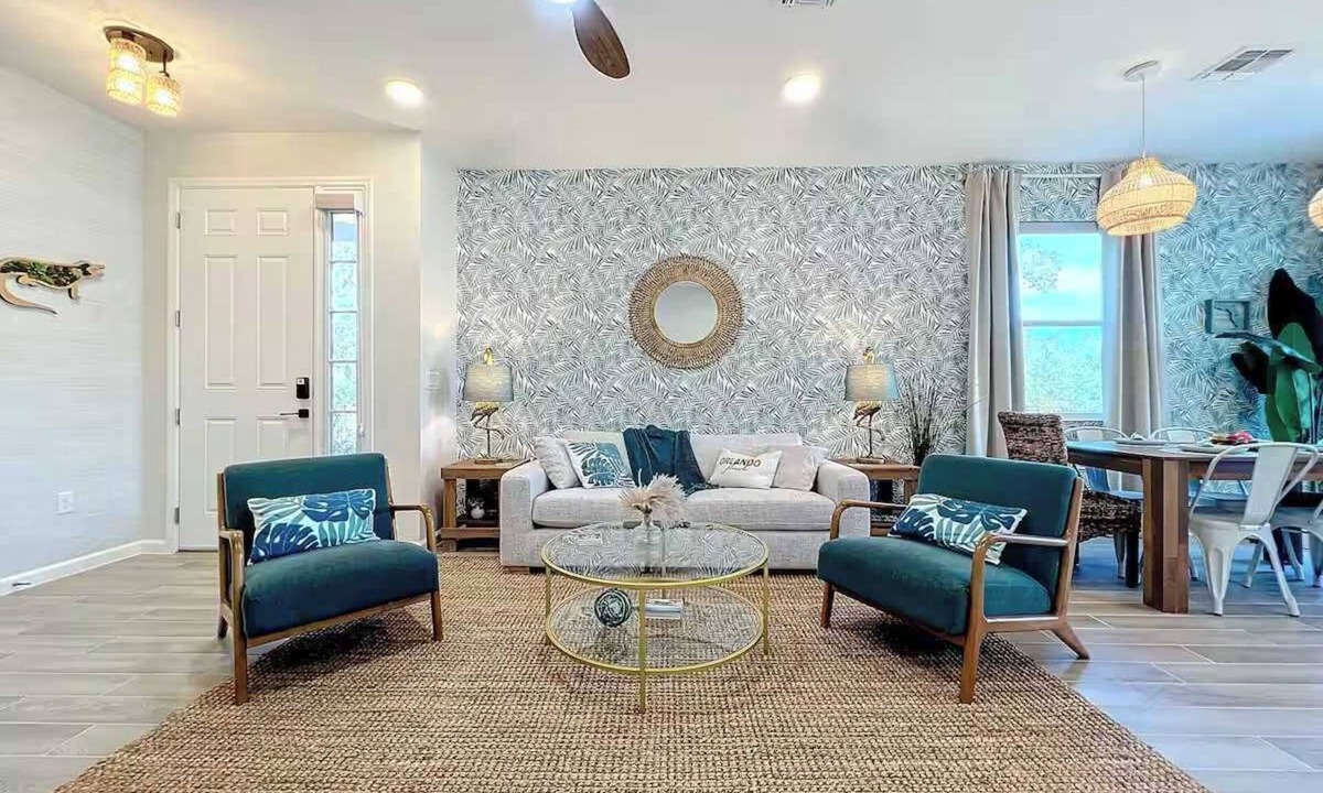 Oviedo Condo | 3BR Villa in Gated Oviedo Near UCF & Orlando