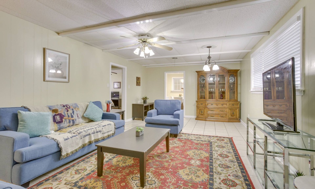 Metairie House | 5 Mi to City Park: Pet-Friendly Home Near NOLA!