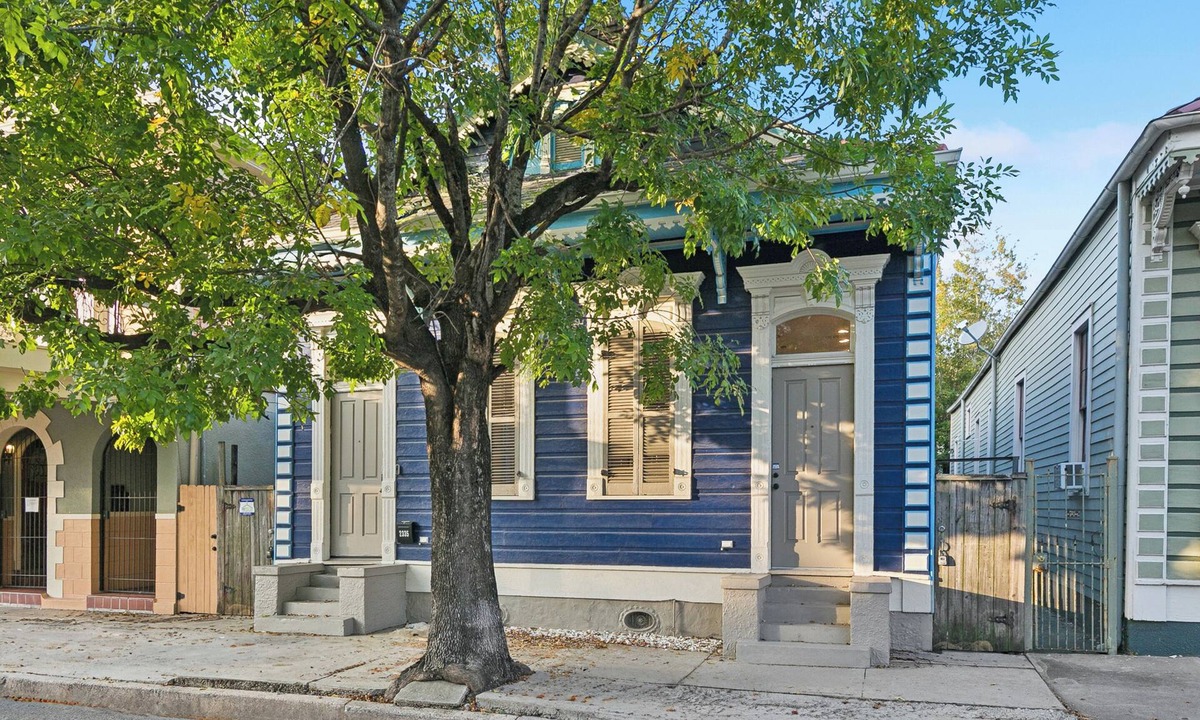 Faubourg Marigny House | 5 minute walk to French Quarter & Frenchman Street.