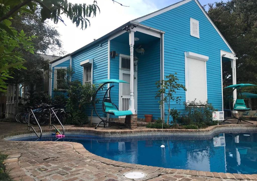 Faubourg Marigny Villa | 7 Bedroom - Sleeps 14! Next to Bourbon Street