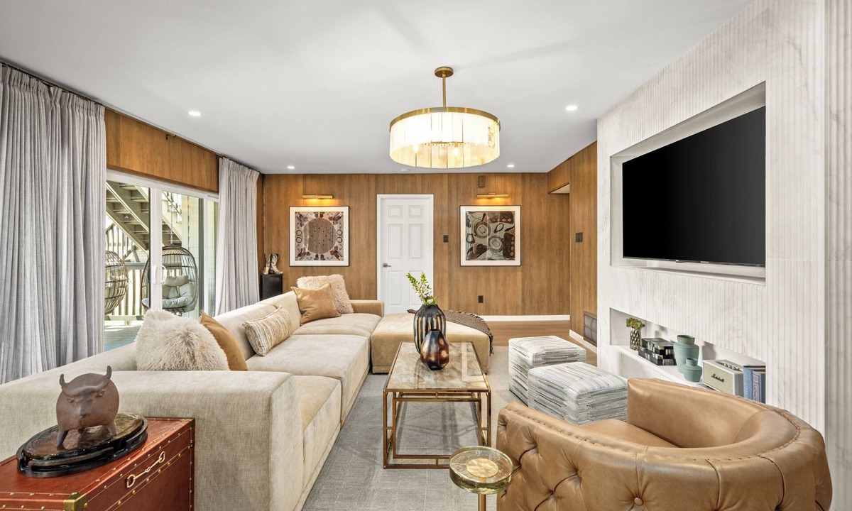 MacGregor House | 7BR Ensuite Pool/Spa Bridal Prep Room Slps 21