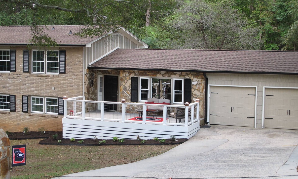 Athens House | ~ 9 Min. to STADIUM ~ UGA Inspired Home + RV Parking-See Description