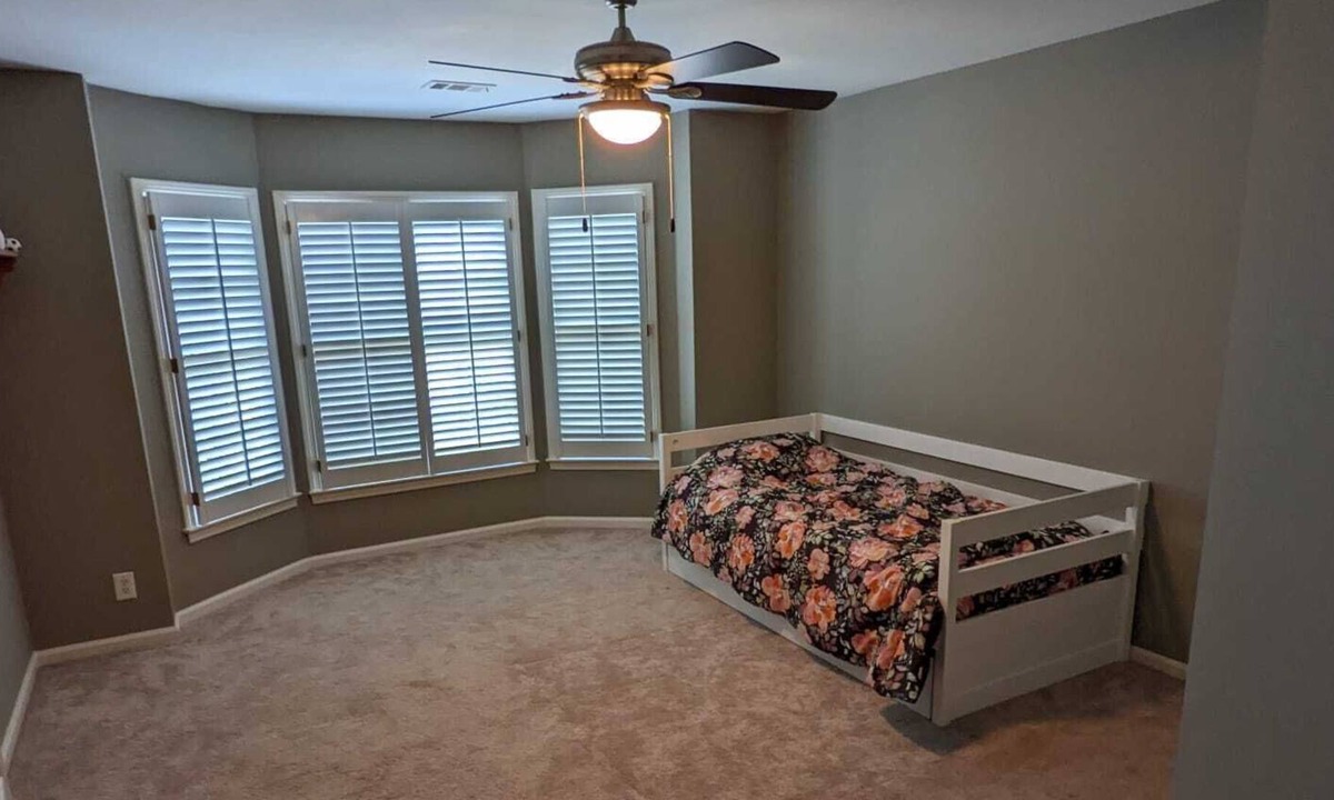 Alpharetta House | A nice clean house for your getaway