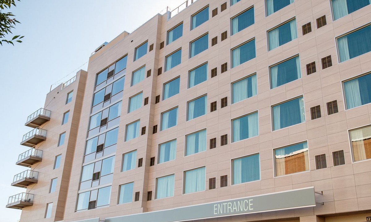 Central Business District Hotel | AC Hotel by Marriott Cincinnati at The Banks