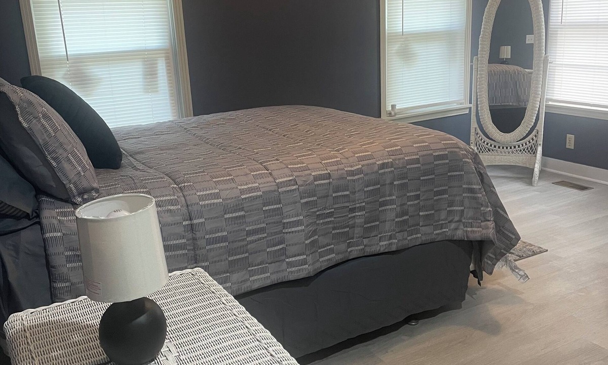York Bed & Breakfast | Addie’s Place- Rooms to Relax in This 4-Bedroom home located in York, Al