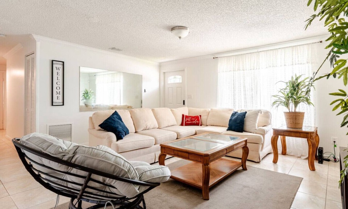 Royal Palm Beach House | Affordable Home In Royal Palm, Near Water GWH