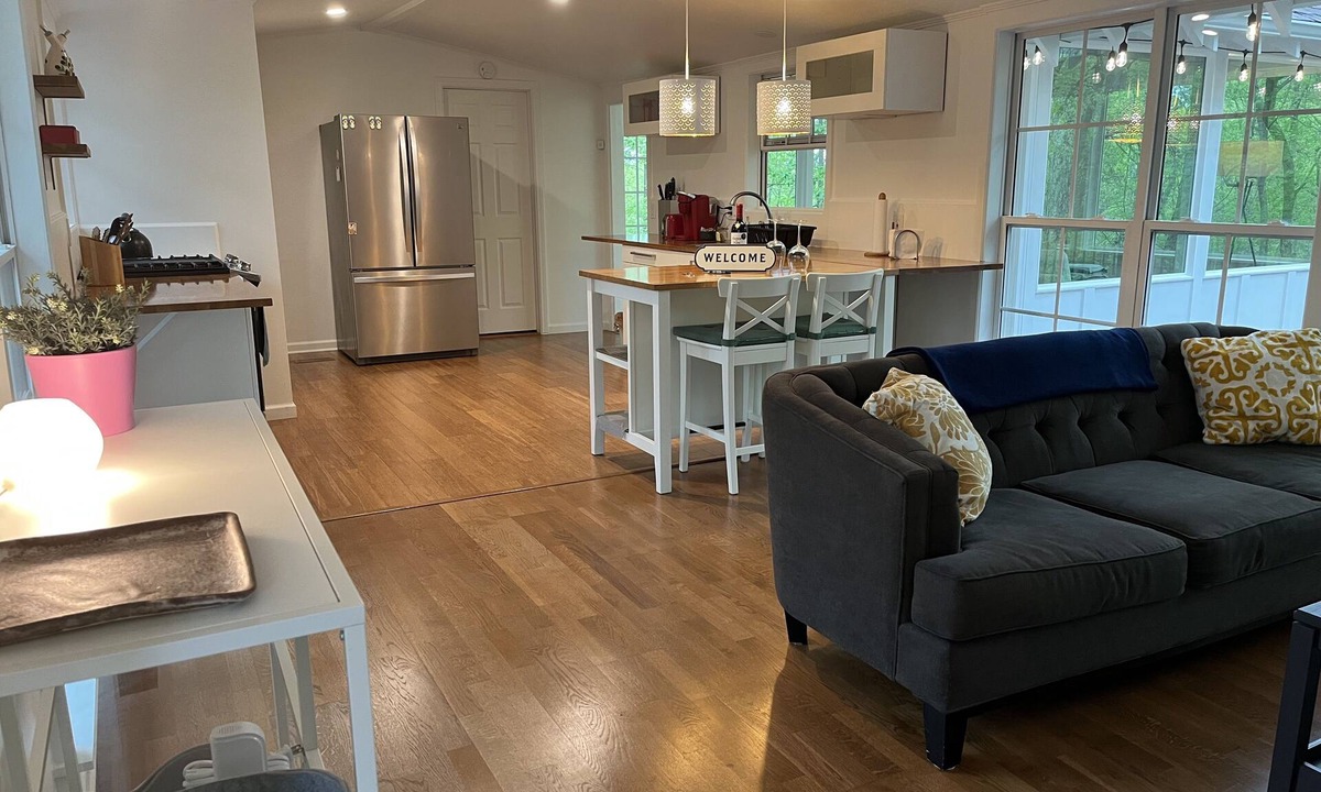 Woodstock House | Allatoona Getaway in the heart of Red Top State Park!