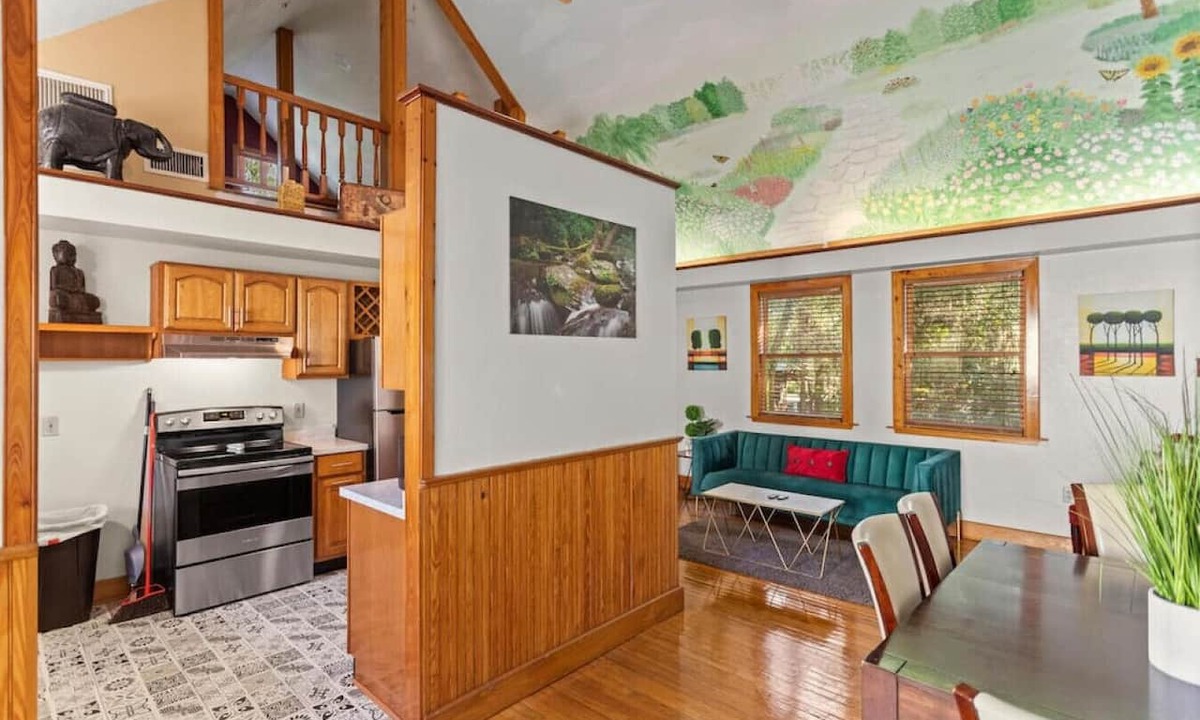 Gainesville Apartment | Amazing 2br 2ba with Loft C