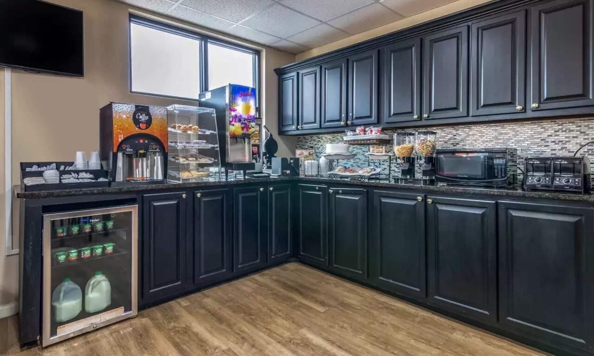 Opelika Hotel | Americas Best Value Inn Opelika