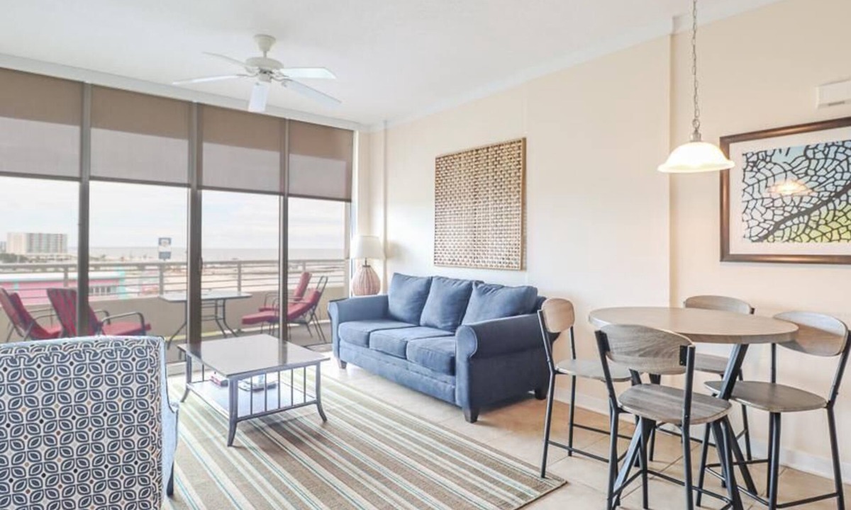 Biloxi Condo | Balcony at the Oceanfront
