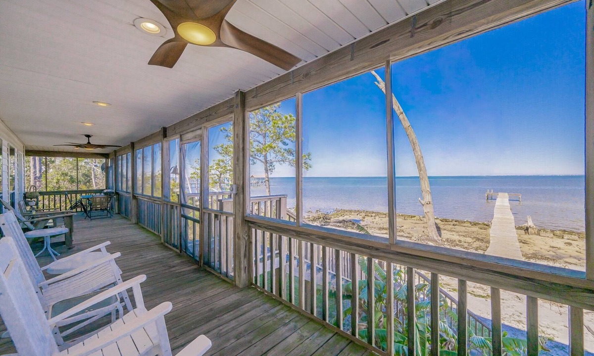 Fort Morgan House | Bayside Bungalow 9531 3 Bedroom Home