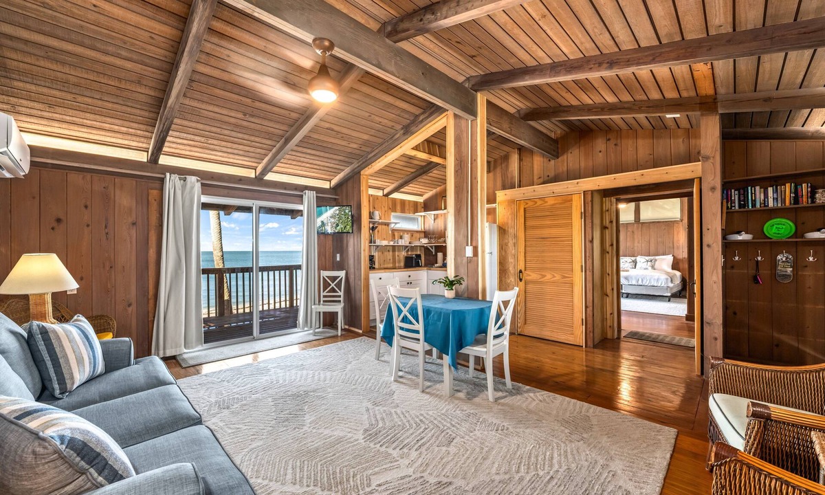 Englewood House | Beach Front Escape with Private Balcony & Beach Access, Pet Friendly