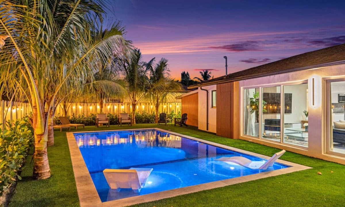 Highland Garden House | Beach Getaway: Stylish Home with private Pool