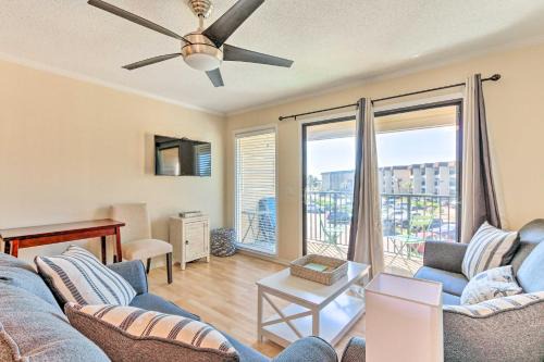 Folly Field House | Beach & Pool Access: HHI Resort Condo, Near Golf!