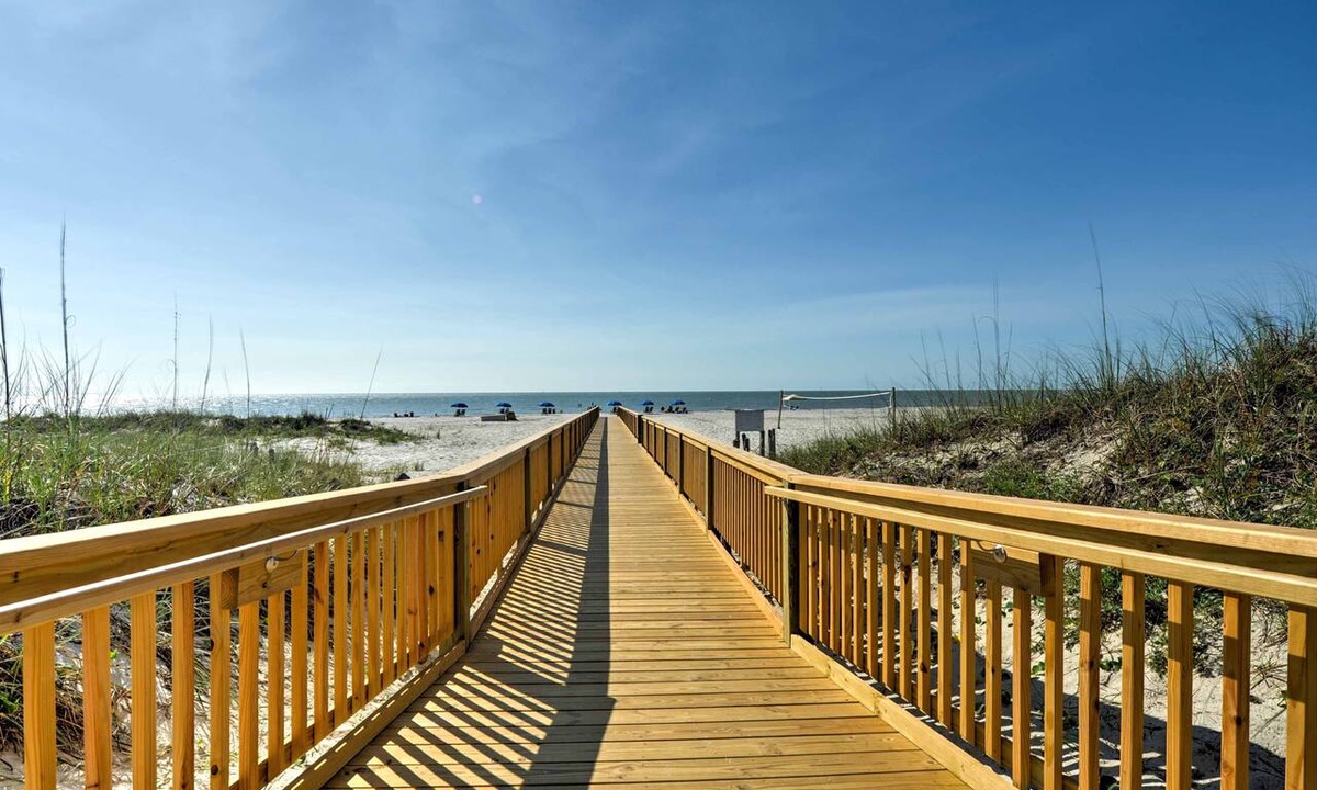Folly Field Condo | Beach View, Pool & Tennis: Hilton Head Island Unit