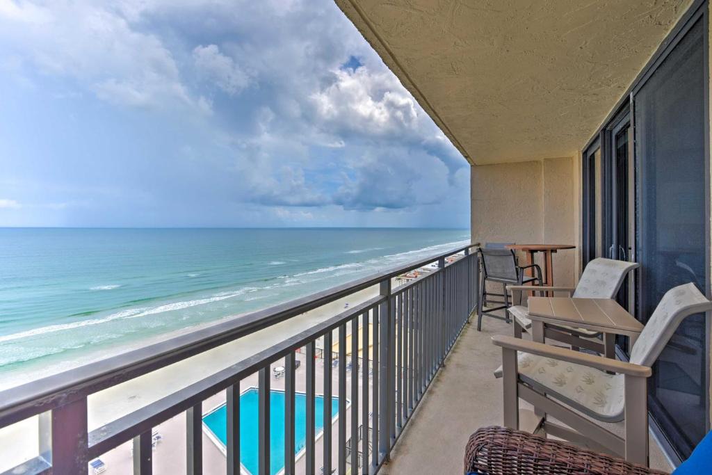 New Smyrna Beach House | Beachfront Resort Condo w/Panoramic Ocean Views!