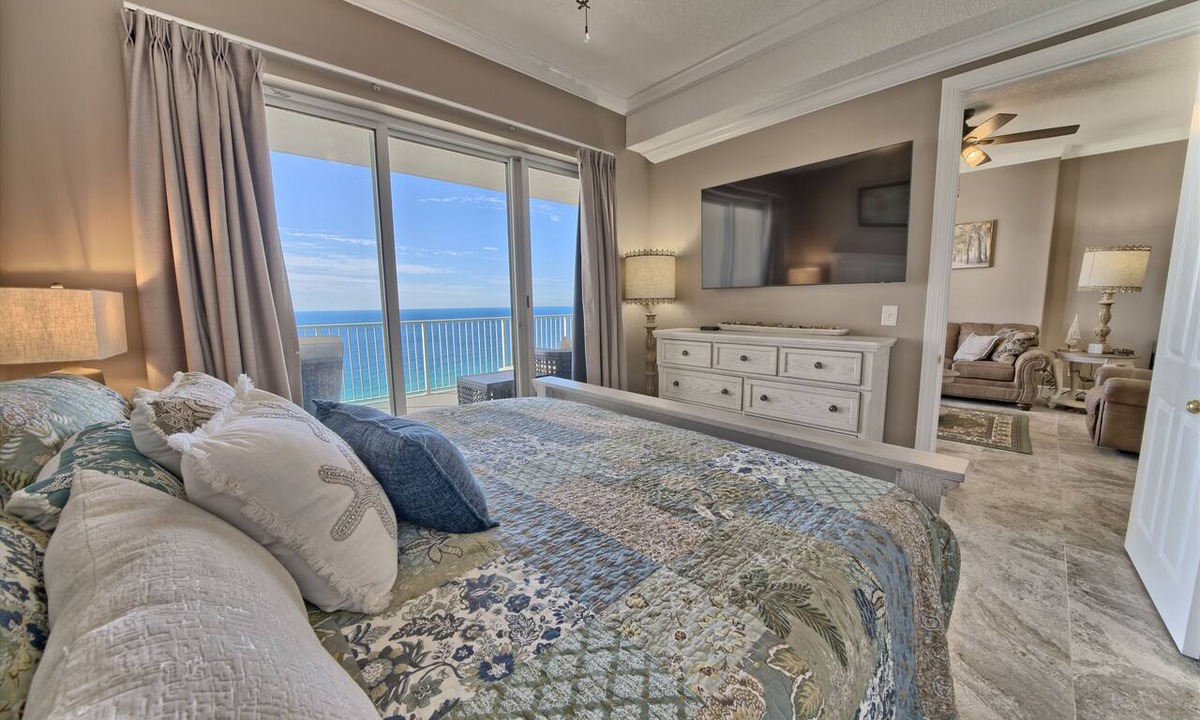 Bid-a-wee Beach Condo | Beautiful Beach Front Condo near Pier Park