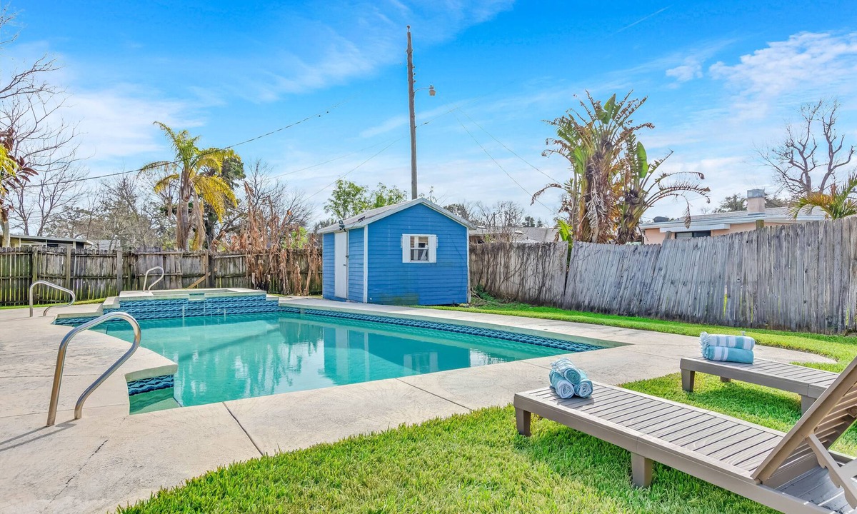 Greenbriar Estates House | Beautiful Daytona Beach home with pool- 10 min from the beach