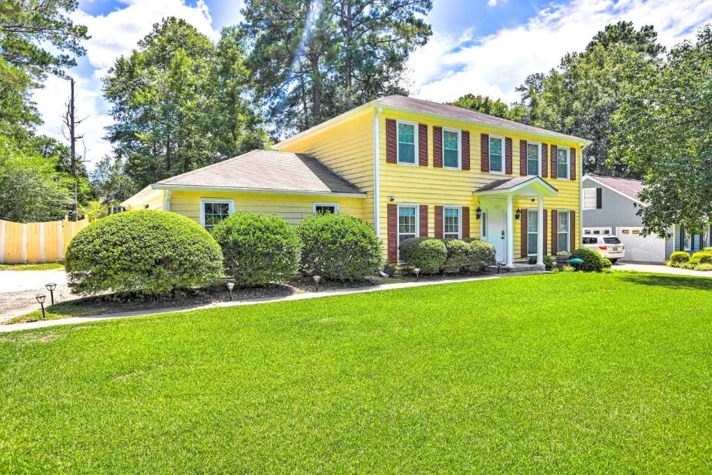 Macon House | Beautiful Macon Getaway about 8 Mi to Downtown!