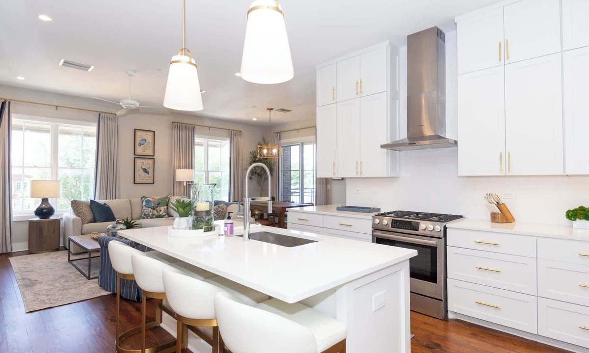 Oxford Condo | Belle on the Square by Apex Short Term Stays