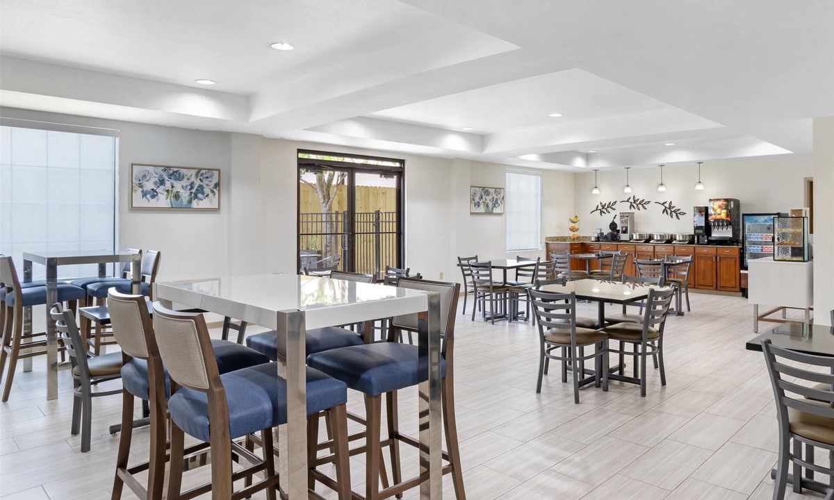 Sulphur Hotel | Best Western Plus Executive Hotel & Suites