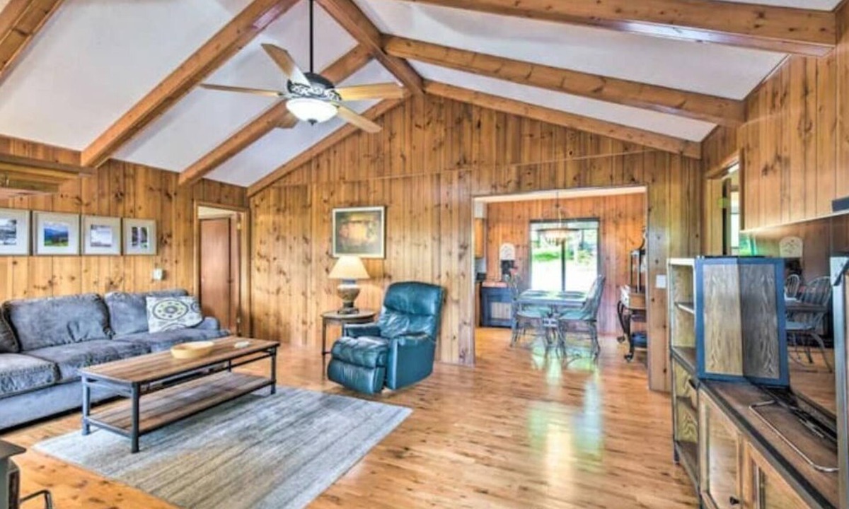 Hayesville House | Bliss at the Claire de Lune Mountain Lake Home