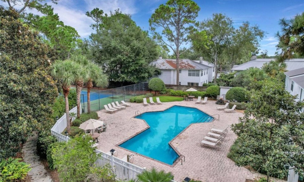 Saint Simons Heights Condo | BLUE HAVEN cozy 2-bedroom 2-bth condo @ ISLAND RETREAT St. Simons Island