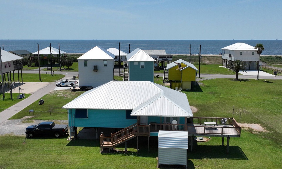 Grand Isle House | Blue Heron - Coastal Realty Group - 4-bedroom retreat in Grand Isle, LA.