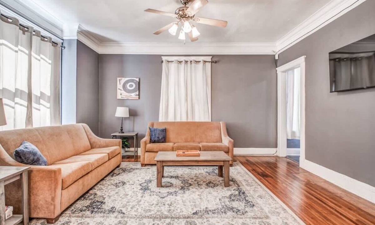 Memphis House | Blue Hideaway - Mins to Downtown