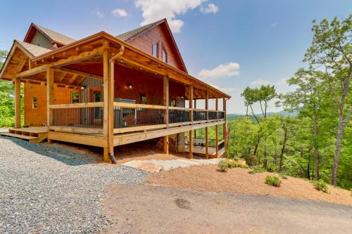 Epworth House | Blue Ridge Vacation Rental w/Deck & Game Room!