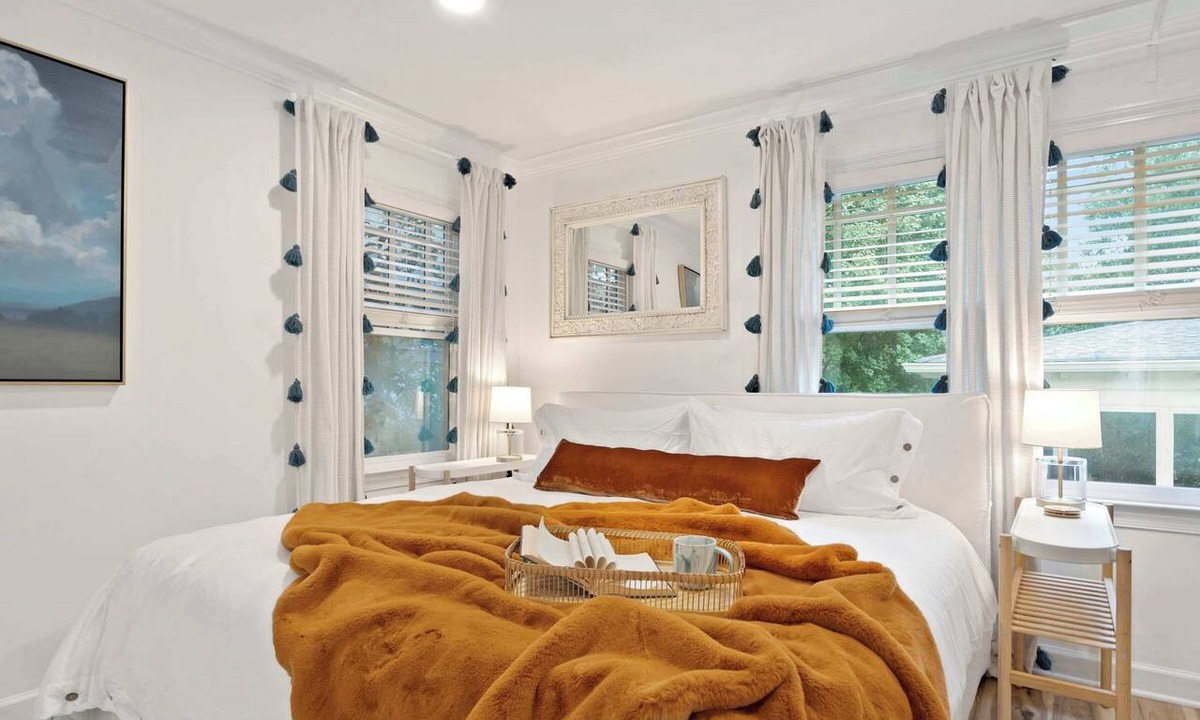 Inman Park Apartment | Blue Sky Studio