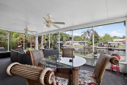 Astor House | Boat Dock! 'Sunshine House' on St. Johns River