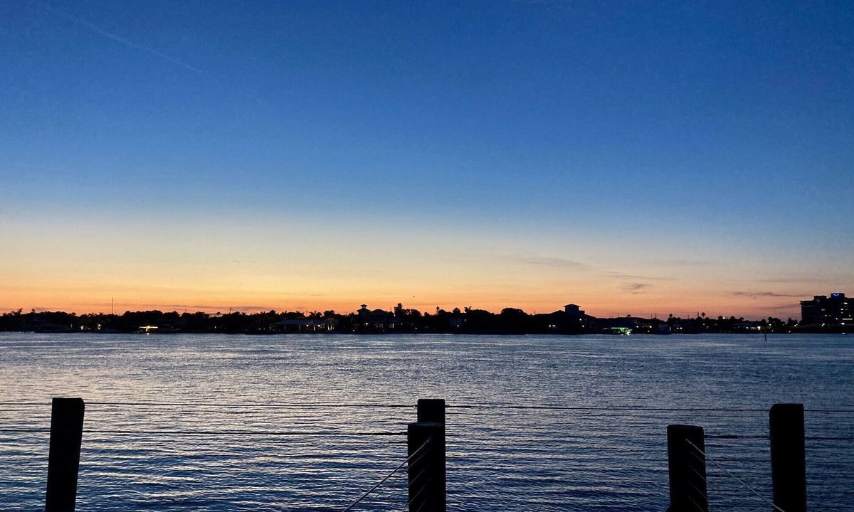 Bouchelles Island Condo | Bouchelle Island - Great Views & Wonderful Location! 2/2 Condo - 1,687 SF