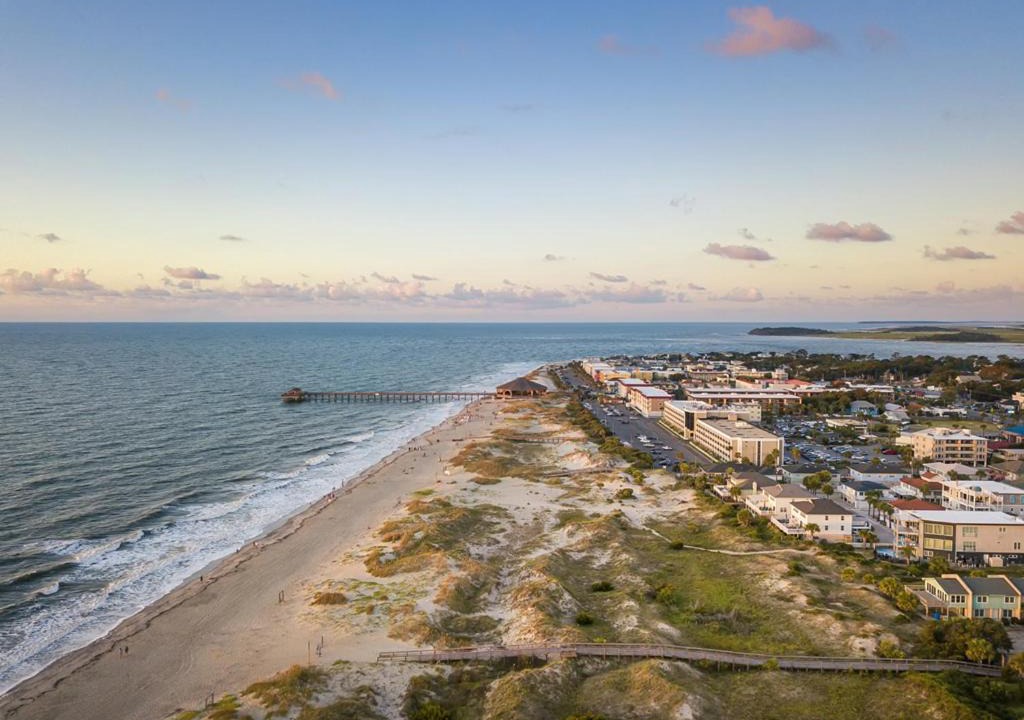 Tybee Island Apartment | Brass Rail 206