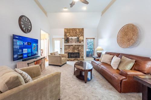 Cartersville House | Bright & Airy Home Near Cartersville Attractions