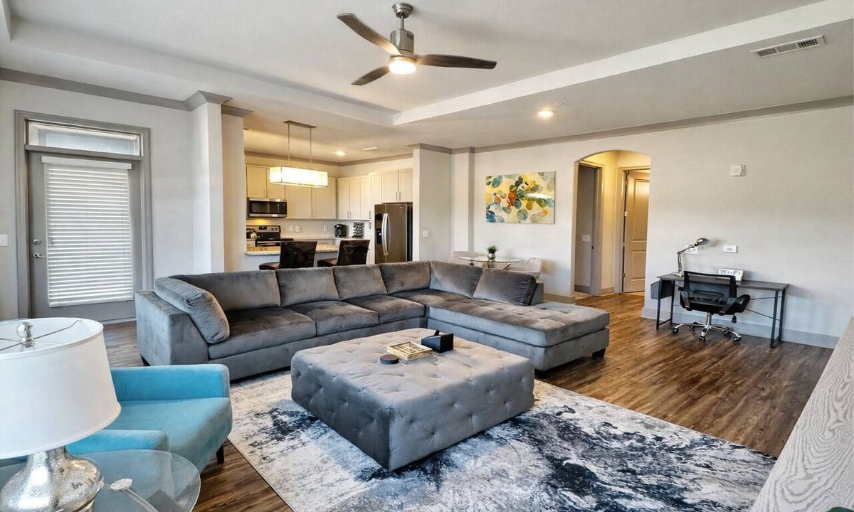 Lindbergh Apartment | Buckhead Quarters - Spacious with Private Balcony
