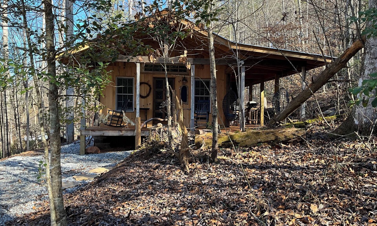 Franklin Cabin | Cabin in Franklin, NC. The Wild Turkey NEW