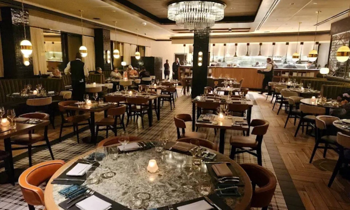 Bridgeport Hotel | Caesars Southern Indiana Hotel & Casino - A Caesars Rewards Destination