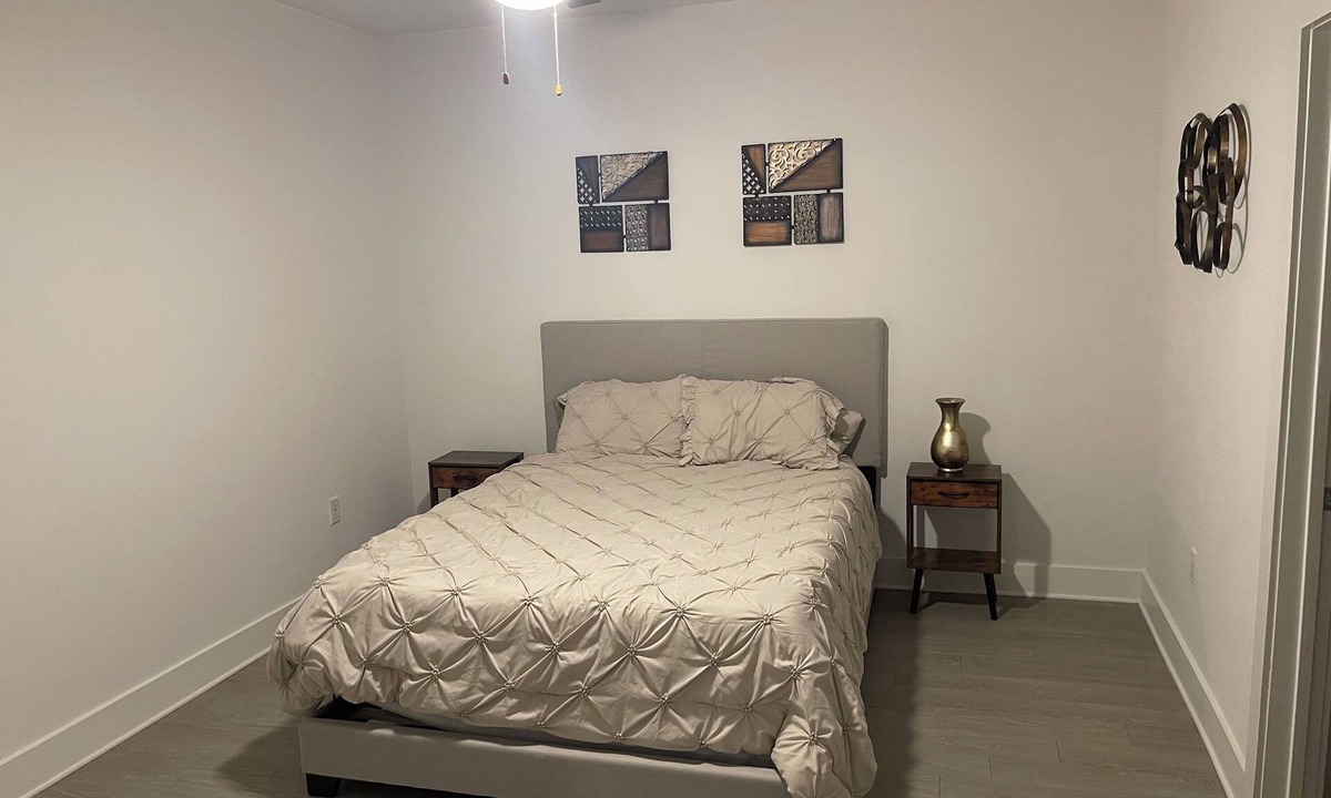 East Side Apartment | Charming 1-bedroom apartment in superb Atlanta with AC, WiFi, fitness room