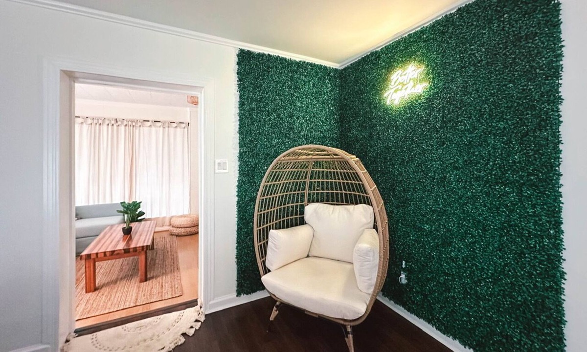 Palma Ceia West House | Charming 2-bedroom house in wonderful South Tampa with WiFi, AC