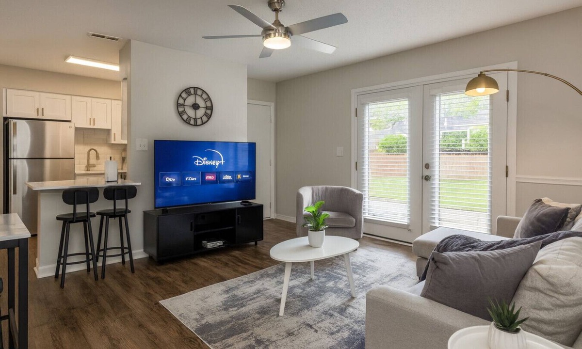 Shannon Apartment | Charming 2BR Hoover Retreat w/Easy Parking 06