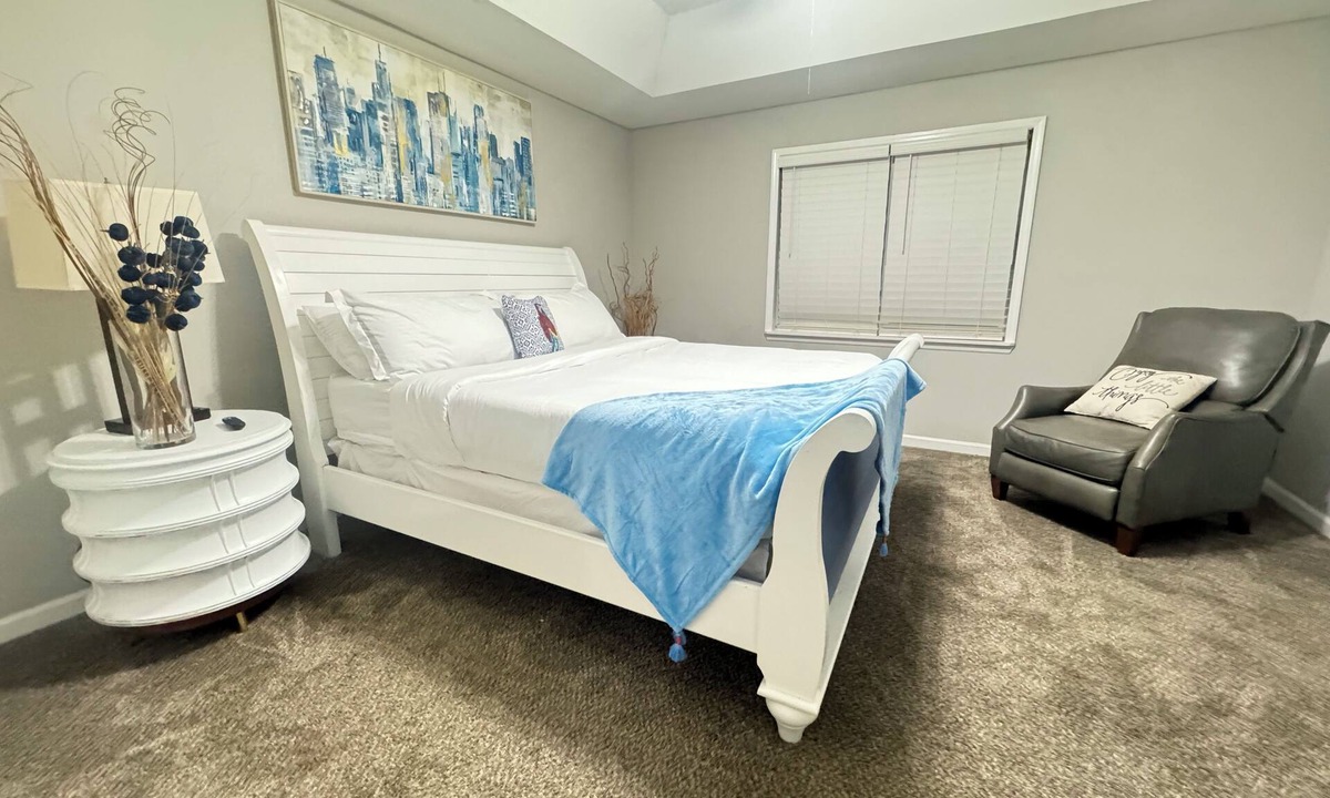 Augusta Cottage | Charming 3-bedroom Cottage in Martinez with WiFi and AC